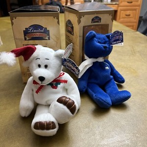 2 Treasures Premier Bears ELVIS Retired And Heavenly Holly