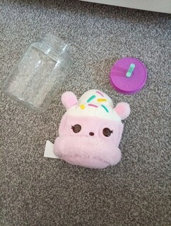 Num Noms Connie Confetti Surprise in a Jar Scented Plush Toy Rare Collectable