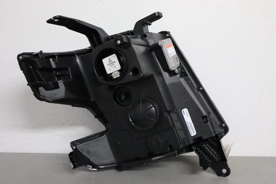 Chevrolet Tahoe 2015 2020 faro lateral izquierdo oculto Foto 4 de 4