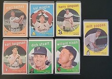 1959 Topps Baseball Cards 18