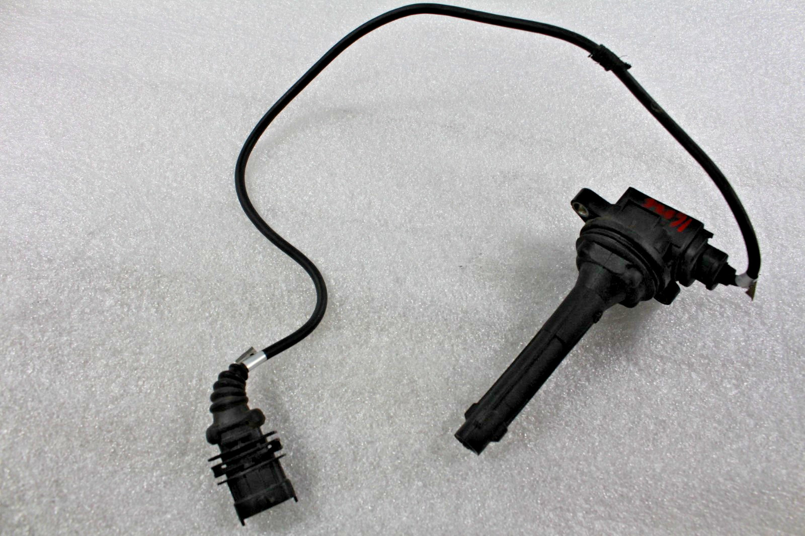 Maserati Quattroporte, RH, Right, Ignition Coil With Wire, #2 Used, P/N 203771
