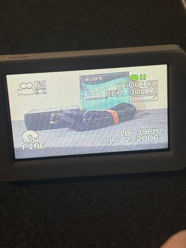 Hitachi DZ-BX35A DVD Camcorder Cinema + Extras TESTED AND WORKS - Picture 6 of 12