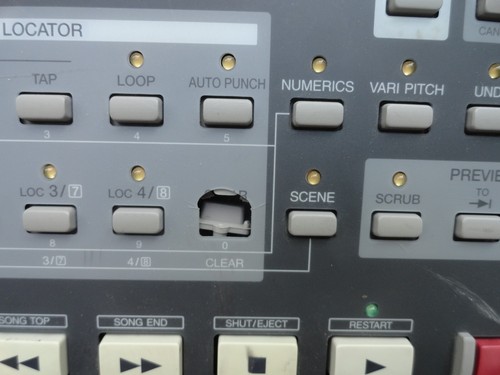 NECESITA REPARACIÓN - Grabadora de estación de trabajo de estudio digital Roland VS-880 VXpandida de colección - Imagen 3 de 21