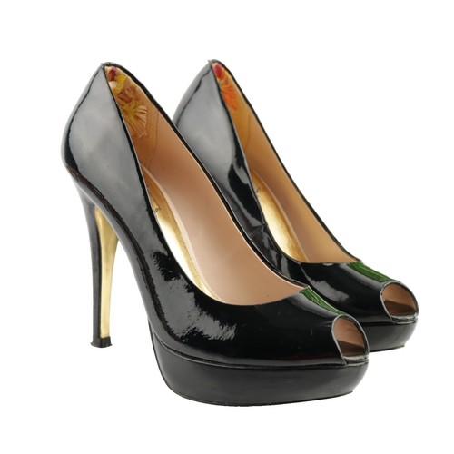 (取寄) テッドベーカー レディース リョー Ted Baker women Ryoh Black Ted Baker Ryoh Womens Pumps Sz 6.5 Black Slip On Pointed Toe