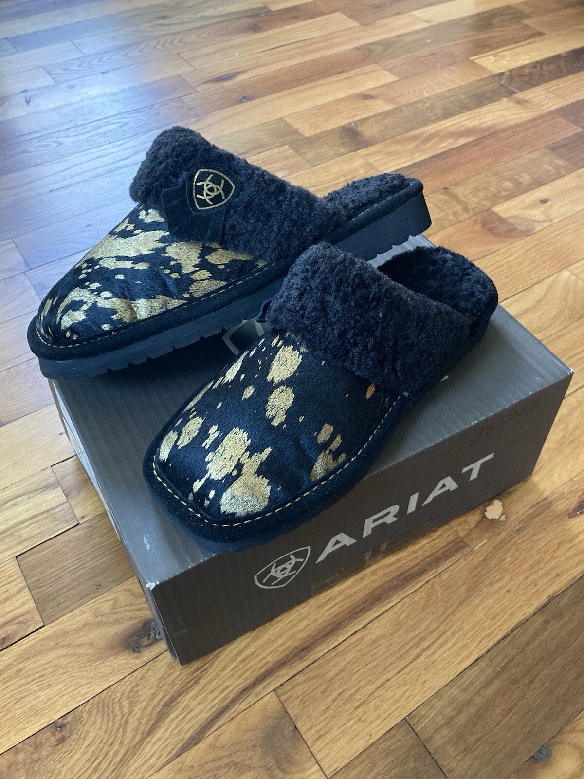 PANTOFOLA D’ORO Ariat Ciabatte Donna Jackie Punta Quadrata Nero Oro Capelli di Vitello Esotiche Taglia 6