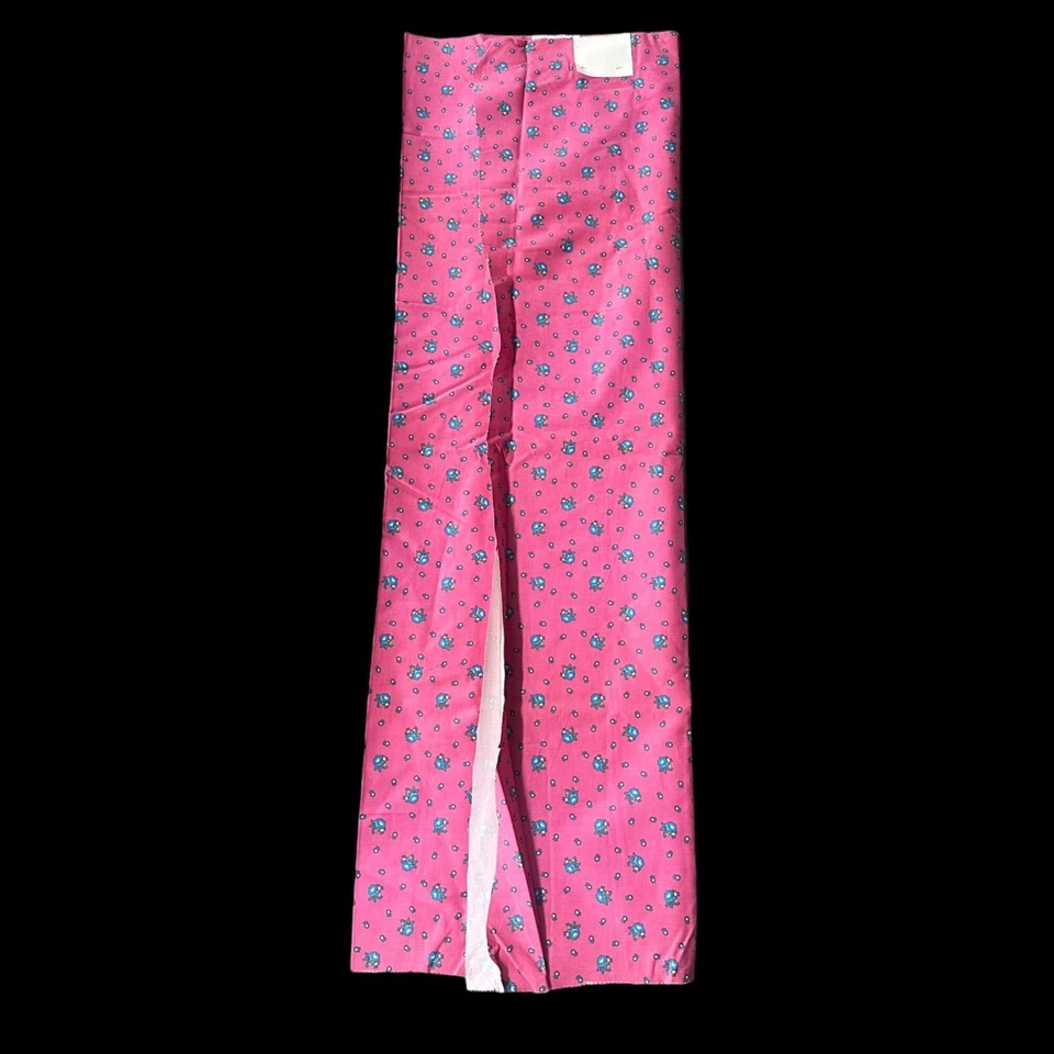 Tela vintage años 80 rosa pana flores azules cottagecore coser artesanía 1 3/8 yarda Foto 3 de 4