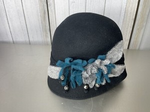 New Raffaello Bettini Medium Wool Felt Cloche Bow Hat One Size US IT 57 Royal raffaello Bettini Hats for Women on Sale up to 90% Off: Poshmark main image 2