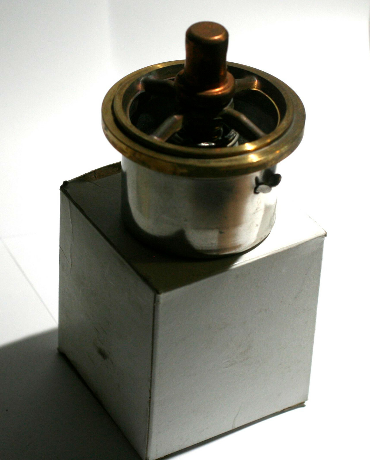 CalTherm CT210101 Thermostat, Made in the USA, NEW IN BOX SHIPS Fast