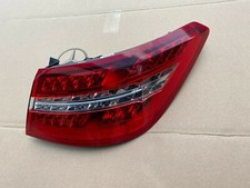 Mercedes E-Coupe E-Cabrio W207 Heckleuchte Rechts A2078200264 Rückleuchte LED Mercedes E-Coupe E-Cabrio W207 Heckleuchte Rechts A2078200264 Rückleuchte LED