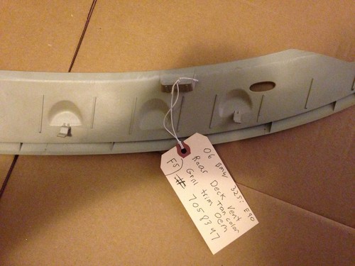 06 BMW E90 325i REAR DECK VENT GRILL PANEL TRIM TAN 7058347 - Picture 5 of 11