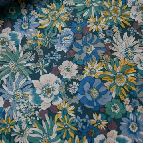 Cotton Sun Flower Floral Fabric Cloths Costume Dress Tablecloth Material DIY Sew - Picture 4 of 9