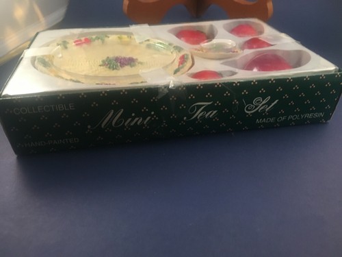 Vintage Mini Porcelain Apple Tea Set Kids/Child's/Doll/Fairy/Gnome/Hobbit/Barbie - Picture 7 of 8