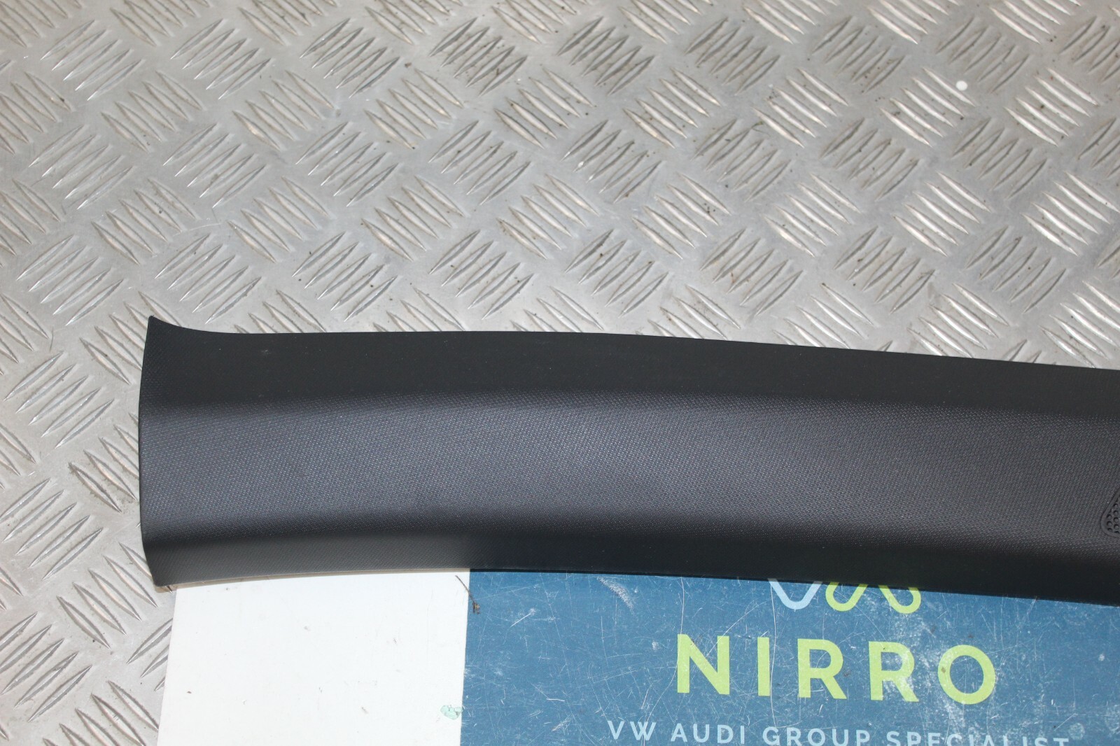 AUDI A1 PASSENGER LEFT A PILLER WITH TWEETER SPEAKER 2018 ONWARDS 