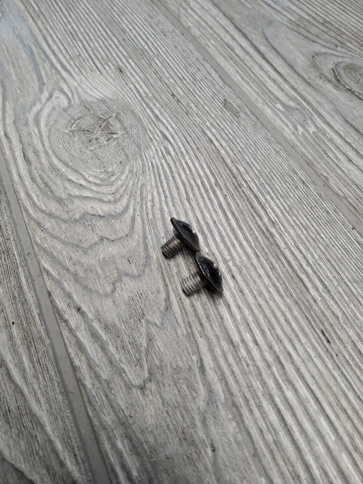 2008 08 06-11 Kawasaki Ninja ZX14 ZX-14R protector de cadena pernos de cubierta  Foto 4 de 4