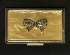 Colibri THINGS REMEBERED BOW & RHINESTONE Card Holder PEARL MIRROR FINISH
