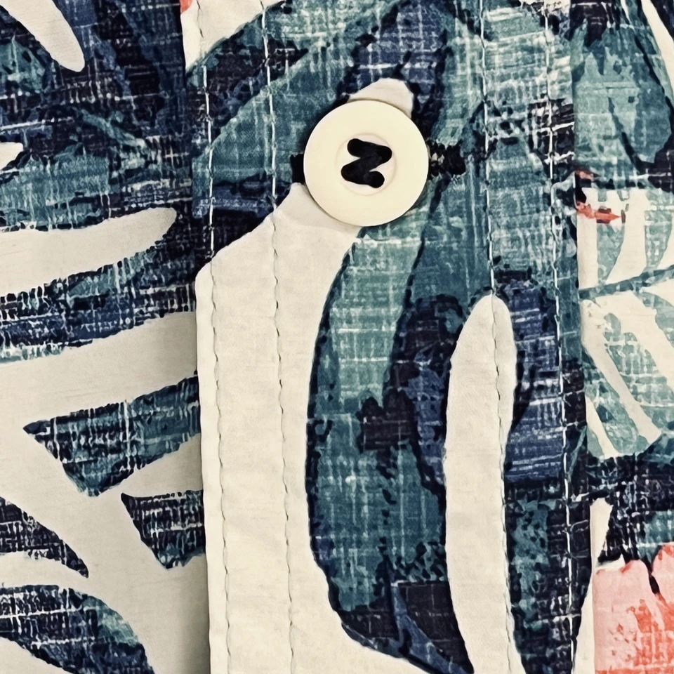 IZOD Saltwater Men's 3XL Tropical Hawaiian Button Shirt - Image 3 of 4