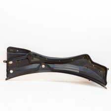 MASERATI QUATTROPORTE M156 Front Windshield Wiper Cowl Trim 670010468 2015 LHD