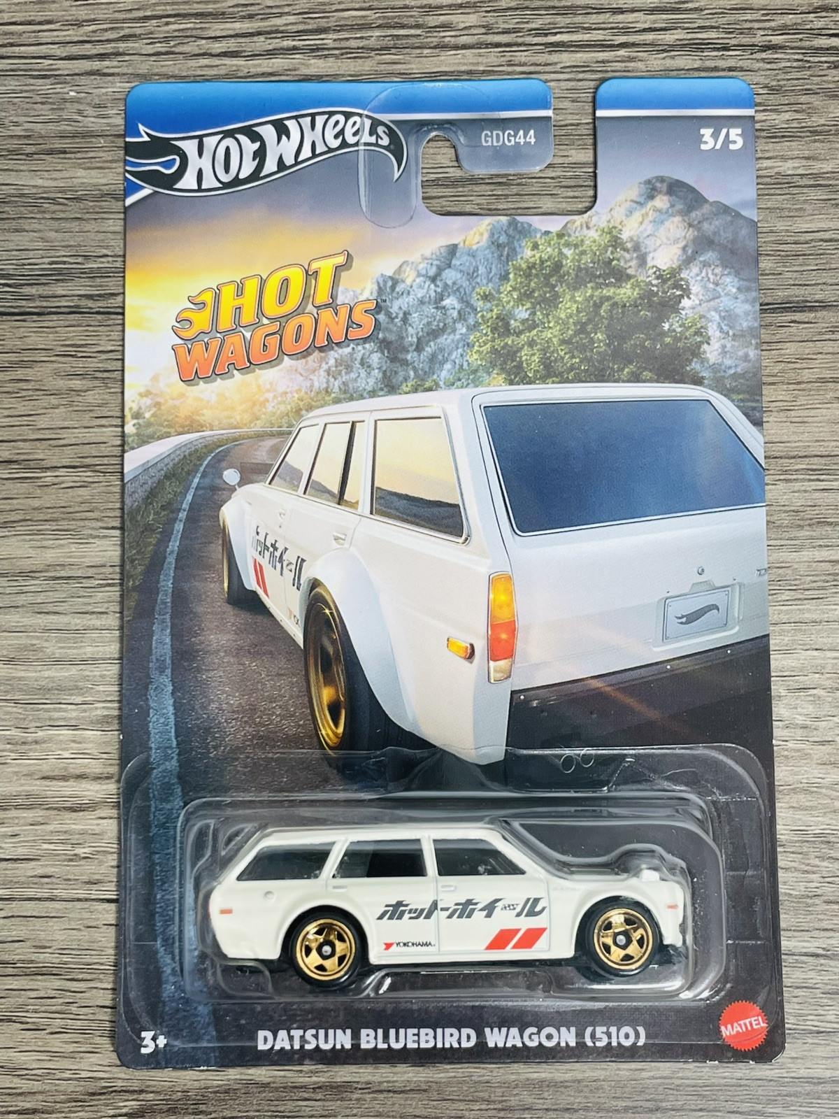 3/5 Yokohama Datsun Bluebird Wagon (510)