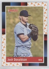 2022 Panini Donruss Retro 1988 On Fire 66/75 Josh Donaldson #274 00em