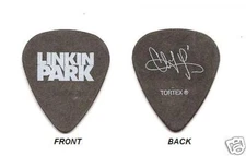 1- CHESTER BENNINGTON GUITAR PICK FROM LINKINPARK TOUR. Great Limited Time Offer