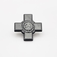 GEROGE CROSS NHS AMBULANCE STAFF PIN BADGE