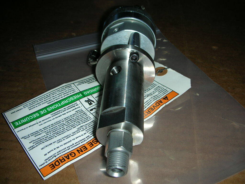 GRACO 287786 or 287394 AIR ACTUATED 5000-PSI L10A FLUID DISPENSE  