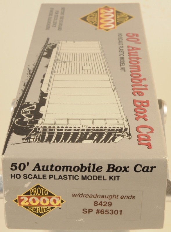Life-Like Proto 2000 HO  50' Auto Boxcar Kit w/dreadnaught ends  SP 65301