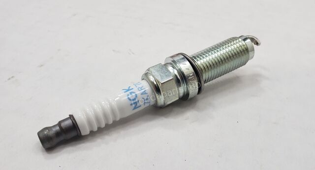QTY 1) 18-22 Honda Accord Hybrid & CR-V Hybrid Spark Plug