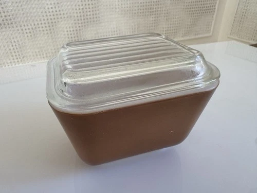 Pyrex Brown Covered Refrigerator Dish Storage Vintage