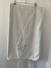 Geneve Gemini Tekstylia Haftowany kwiatowy wzór Biały 100% bawełna Ręcznik kąpielowy