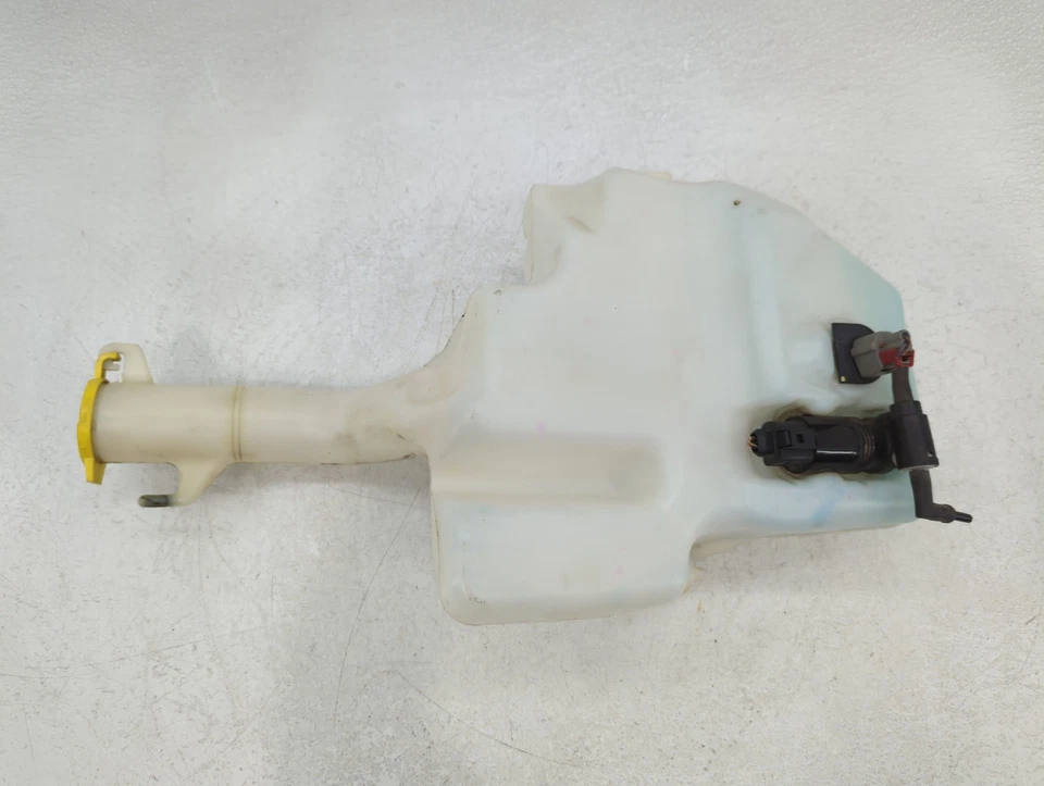 Dodge Caravan Windshield Washer Fluid Reservoir Bottle Oem T1SYN - Image 3 of 4