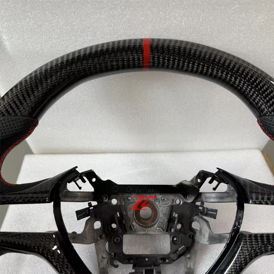 Volante de cuero de fibra de carbono con marco de botón para Honda Civic 2006-2011 Foto 3 de 4