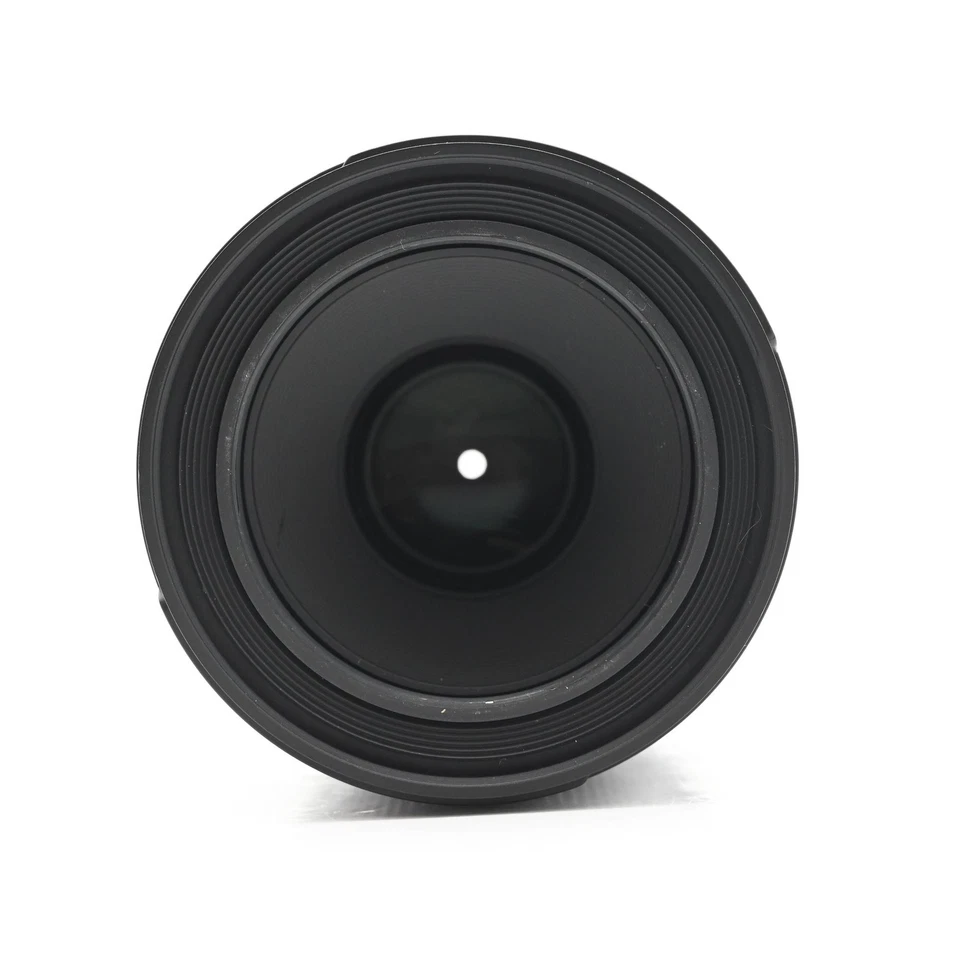 Lente Sigma 70 mm f2,8 DG Macro Art 018 para Sony E #086 Foto 3 de 4