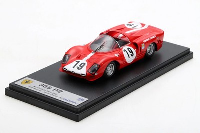 Looksmart 1/43 Ferrari 365 P2 #19 1966 Le Mans 24H Mairesse/Muller