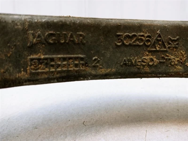 04 JAGUAR XJR X350 PASAJERO DERECHO DELANTERO INFERIOR BRAZOS DE CONTROL OEM USADO  Foto 3 de 4