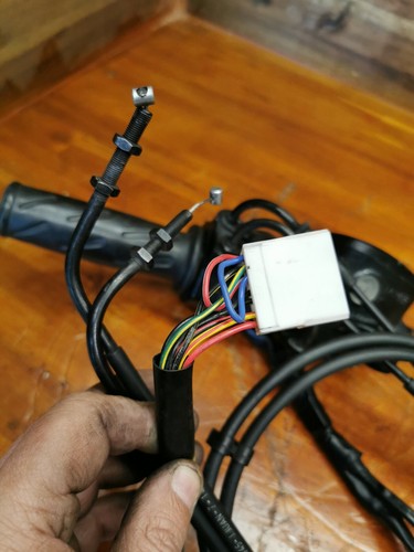 2005 Triumph Bonneville Speed Master 865 T100 Right Hand Control Start Kill - Picture 9 of 12