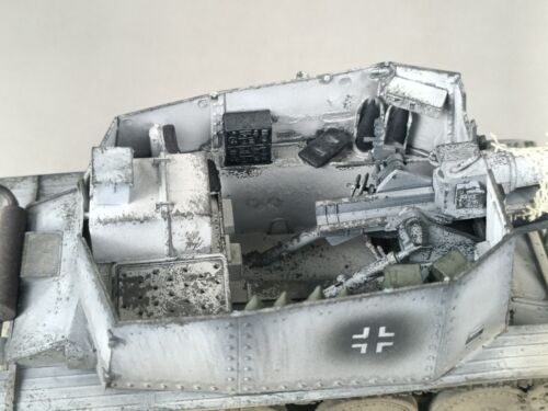 1/35 Construido Segunda Guerra Mundial Rejilla Alemana Ausf.H 15cm sIG 33 auf Pz 38(t) SP Obús Modelo - Imagen 12 de 17