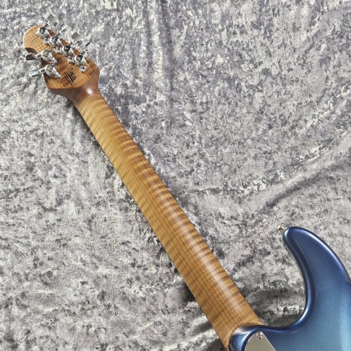 MUSIC MAN] Luke 4 SSS Diesel Blue Steve Lukather Signature 2023
