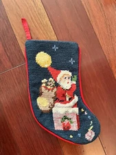 New Steinwinder Enterprises Santa Needlepoint 8" Christmas Stocking Mini Size