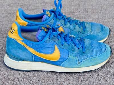 Vintage Nike Internationalist Sz 9 blue/gold 1982 1980s 80s waffle