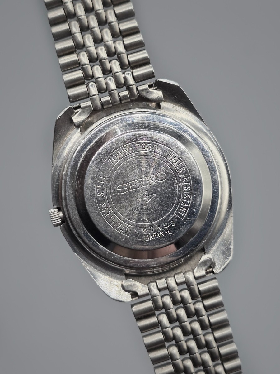 Vintage Seiko 7005-7030 17 Jewels Automatic Watch Stainless Steel