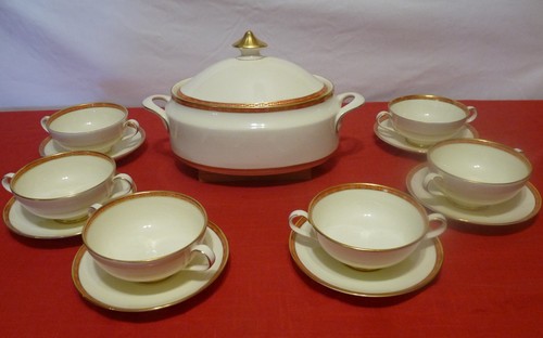 MINTON England CARLTON Service for 6 SOUP SET Tureen + Cream Soup Bowls Saucers