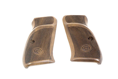 CUSTOM MADE ''CHECKERED'' WALNUT GRIPS FITS CZ 75 Compact, CZ P-01,CZ 75 D Compact