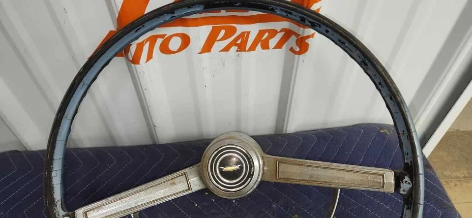 Volante azul para Chevrolet Bel Air 1966 1062463 Foto 2 de 4