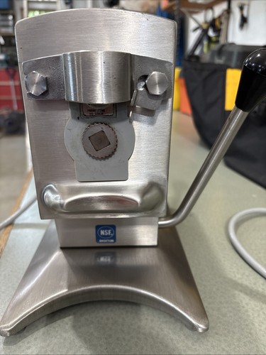 EDLUND 270 Electric Tabletop 2-Speed Can Opener Stainless Steel Heavy Duty 115V