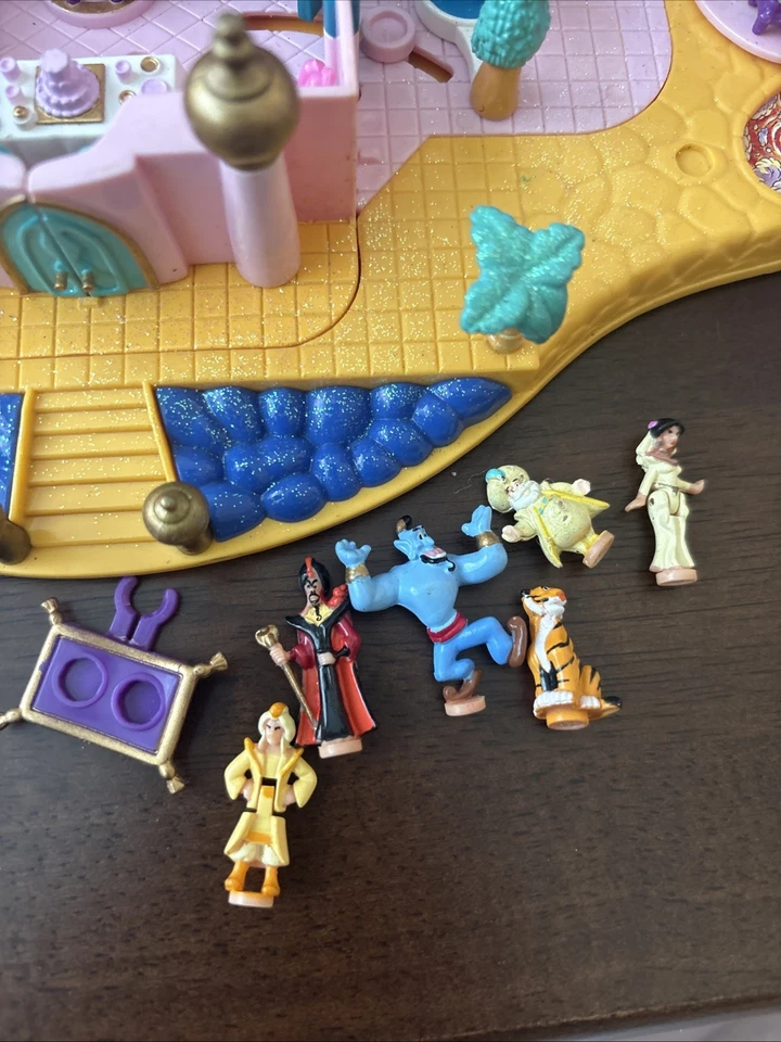1996 Polly Pocket Aladdin Jasmine’s Royal Palace Complete, **Please Read** - Image 2 of 4