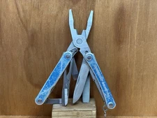 LEATHERMAN SQUIRT PS4 Blue Multi Tool Plier Pocket Worn USA Retired GREAT TOOLS!