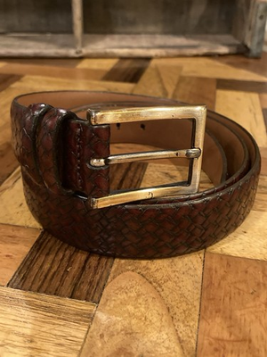 #ad Trafalgar Belt Brown Chili Leather Size 38 95 Made in USA $60.00