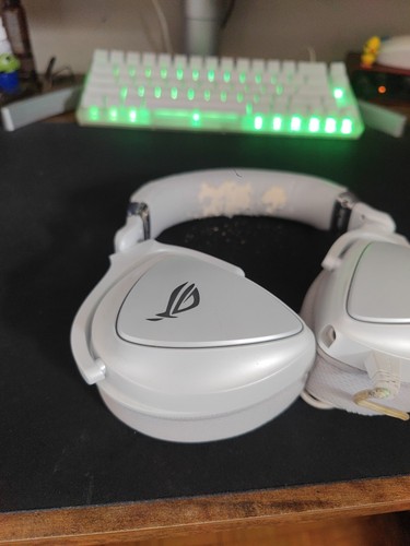 ASUS Gaming Headset ROG DELTA | Headset with Mic Read Description - Picture 2 of 4