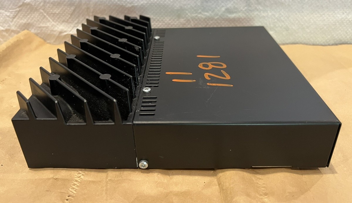 2007 - 2012 BMW 1 SERIES E82 128i AUDIO STEREO PL2 Hi Fi AMPLIFIER 